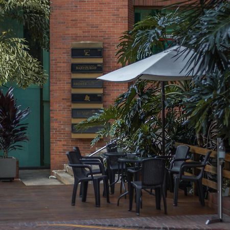 Hotel Bambu Milla De Oro メデジン エクステリア 写真