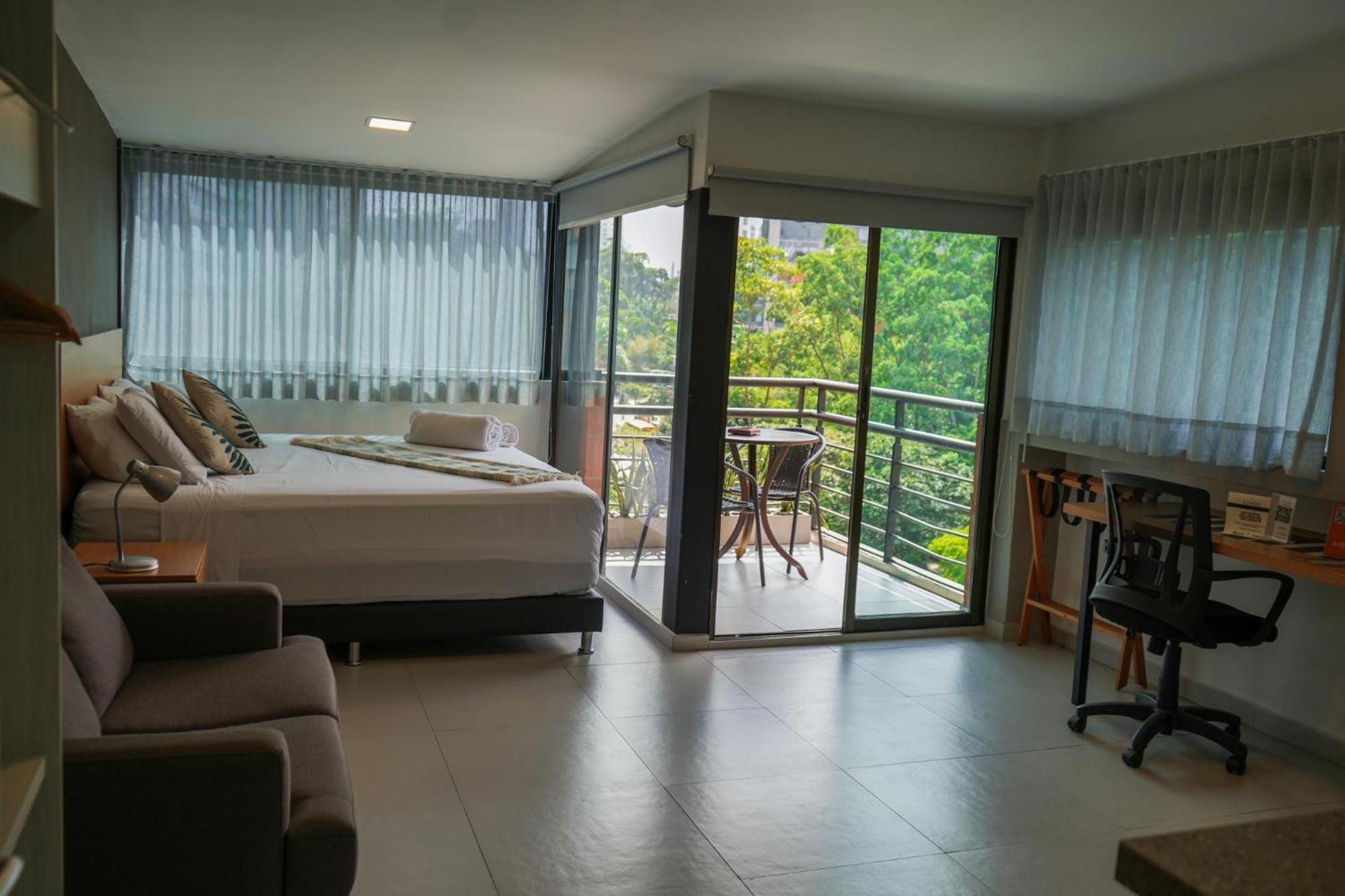 Hotel Bambu Milla De Oro メデジン エクステリア 写真