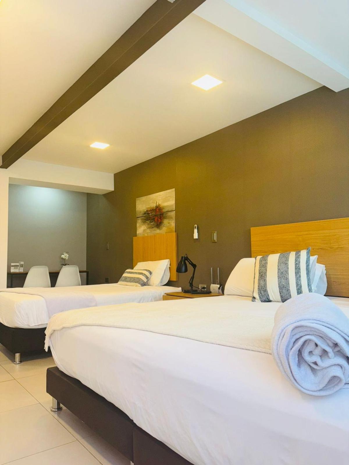 Hotel Bambu Milla De Oro メデジン エクステリア 写真